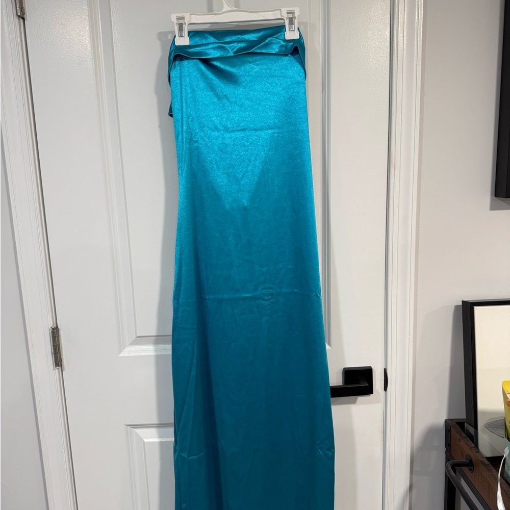 Elegant Teal Maxi dress